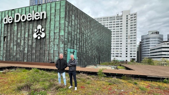 I due architetti Dave Hoffers e Carlo Bes at De Doelen