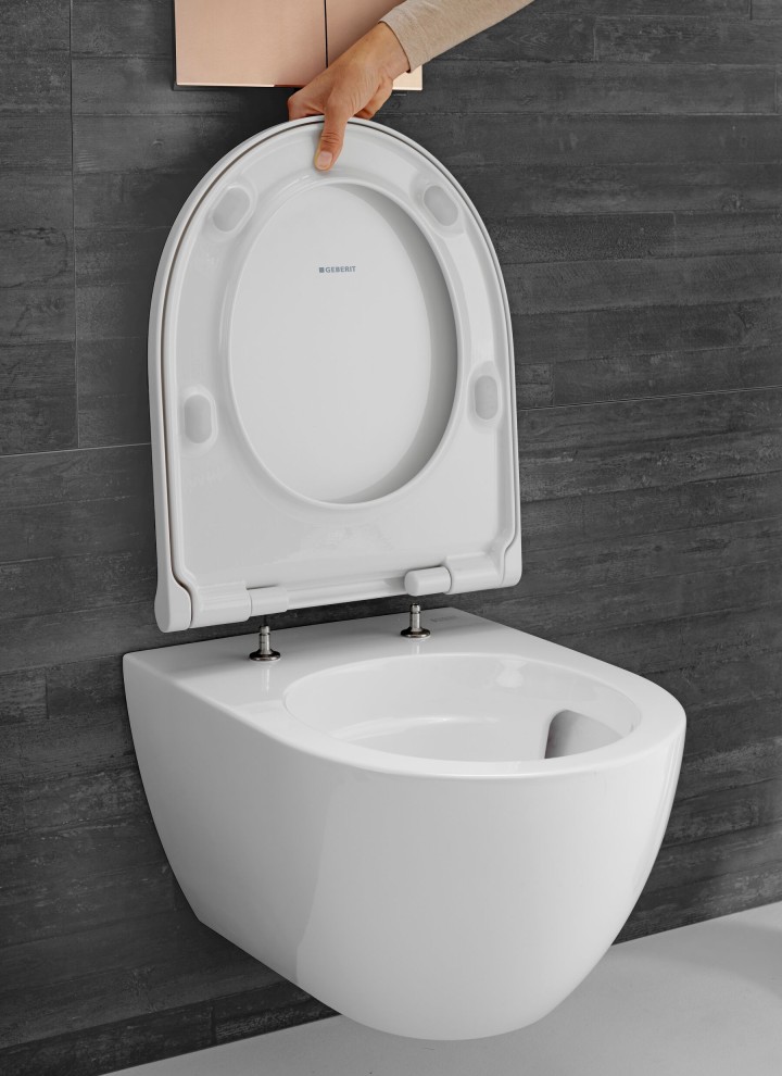 Geberit Acanto WC con funzione di sgancio rapido