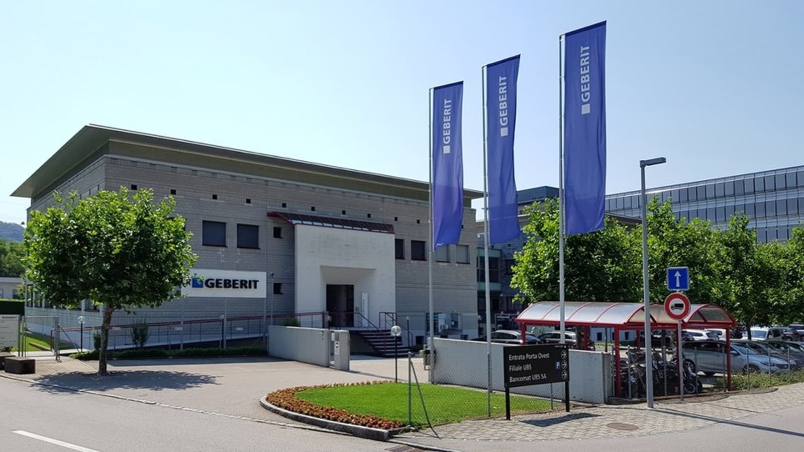 Geberit Marketing e Distribuzione SA con sede a Manno / Lugano Geberit Marketing e Distribuzione SA con sede a Manno / Lugano
