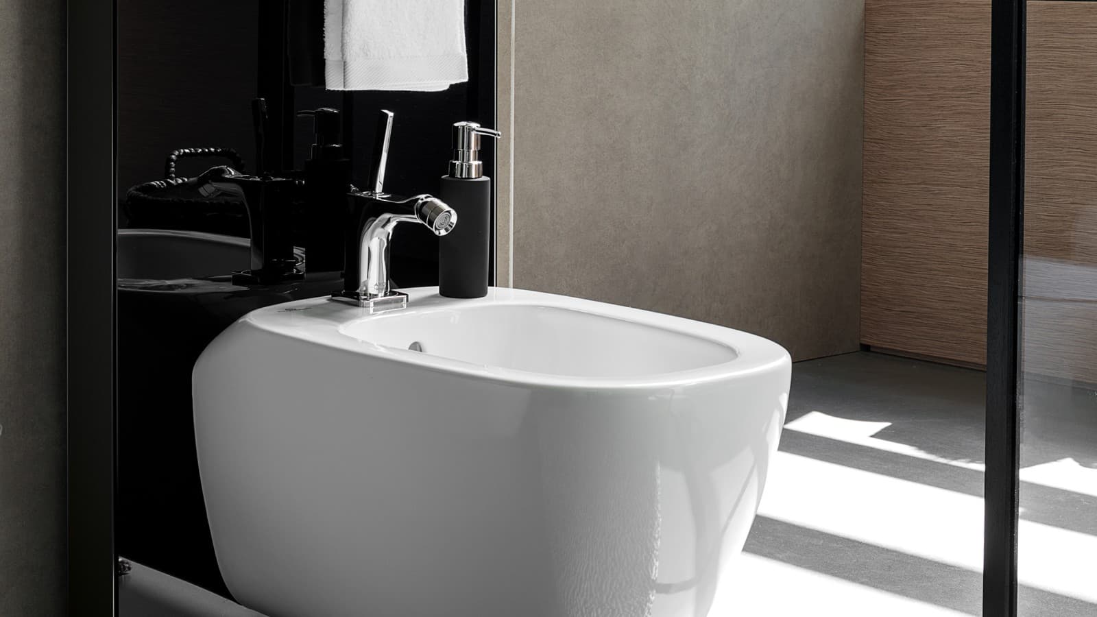 Geberit Monolith per Bidet (© Geberit) Geberit Monolith per Bidet (© Geberit)