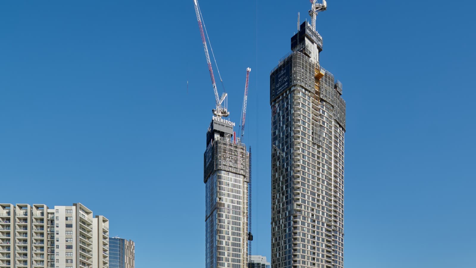 La densificazione dei quartieri periferici di Sydney prende il via in modo impressionante da 180 George Towers (© Michael Curwood & Adam Powell) La densificazione dei quartieri periferici di Sydney prende il via in modo impressionante da 180 George Towers (© Michael Curwood & Adam Powell)